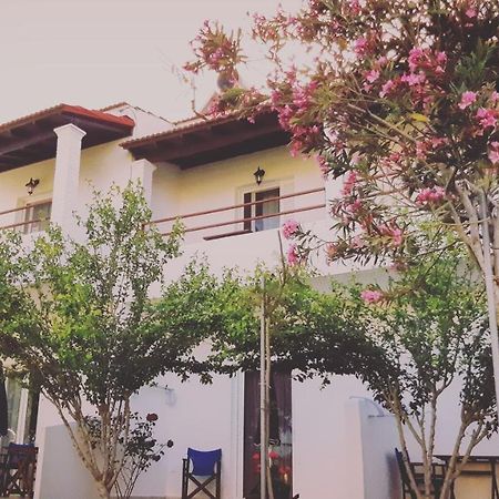 Voula Accommodation Агиос Георгиос Стая снимка