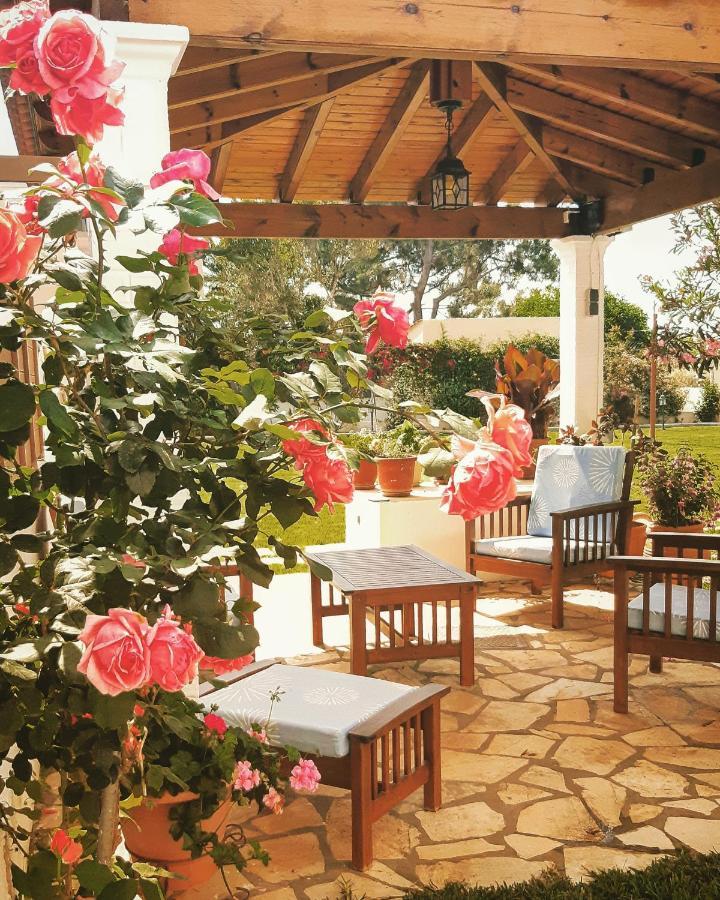 Voula Accommodation Агиос Георгиос Екстериор снимка